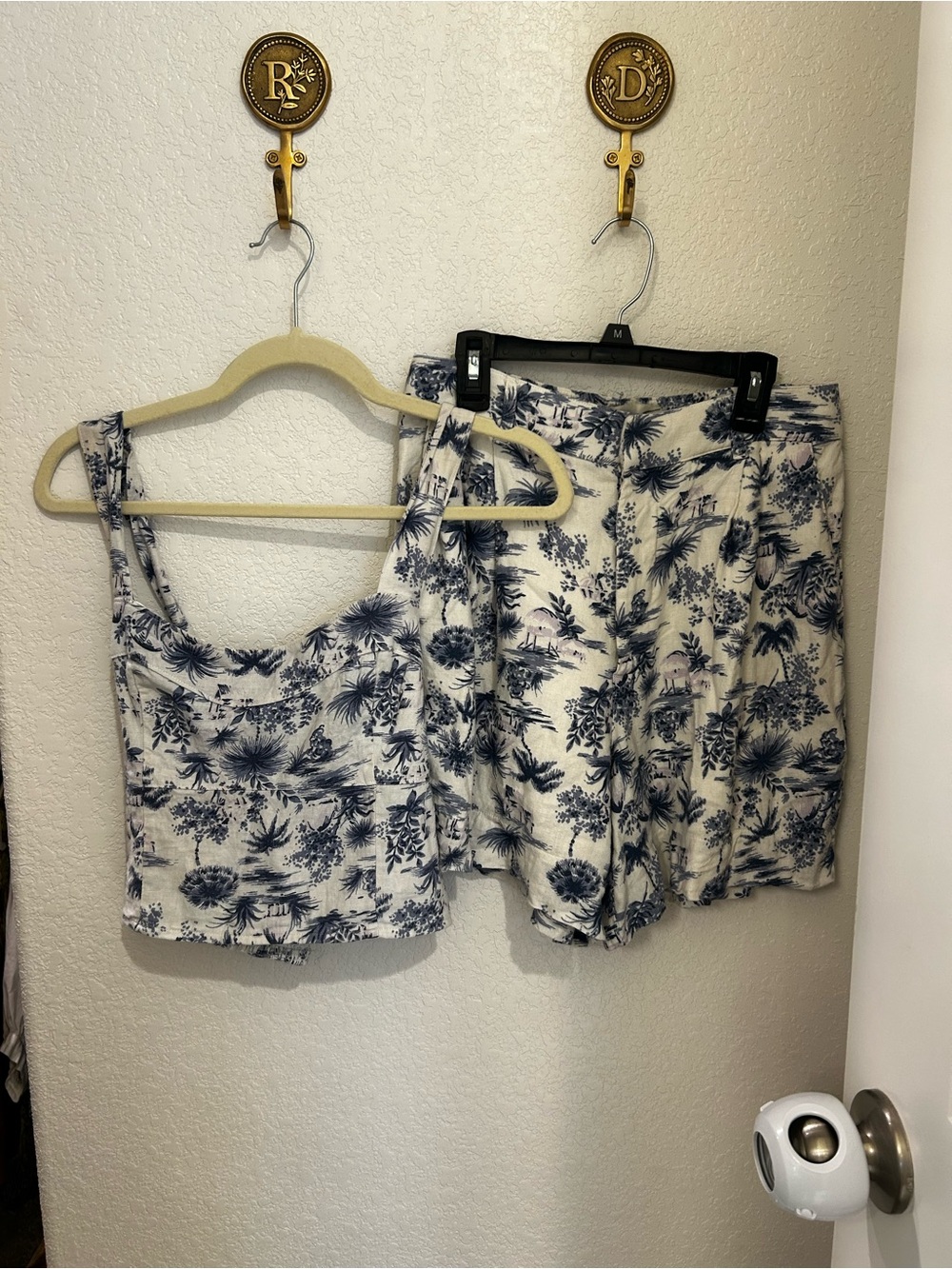 Abercrombie | Blue + White Tropical Floral Set | Top (M) + Shorts (S)